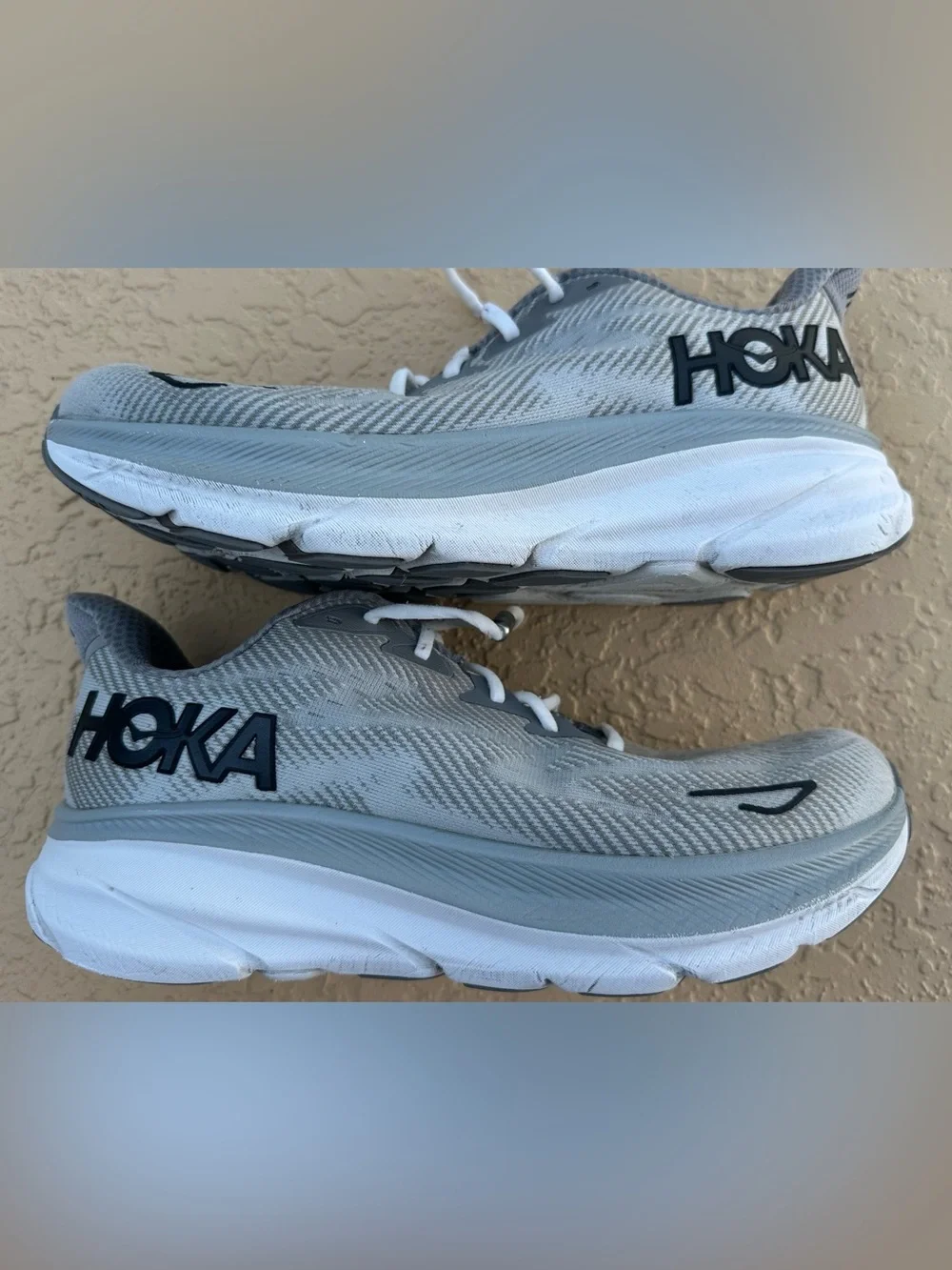 Hoka Clifton 9 Harbor Mist/Black/Gray Running Shoe Men’s Size 9D in VGC Clean